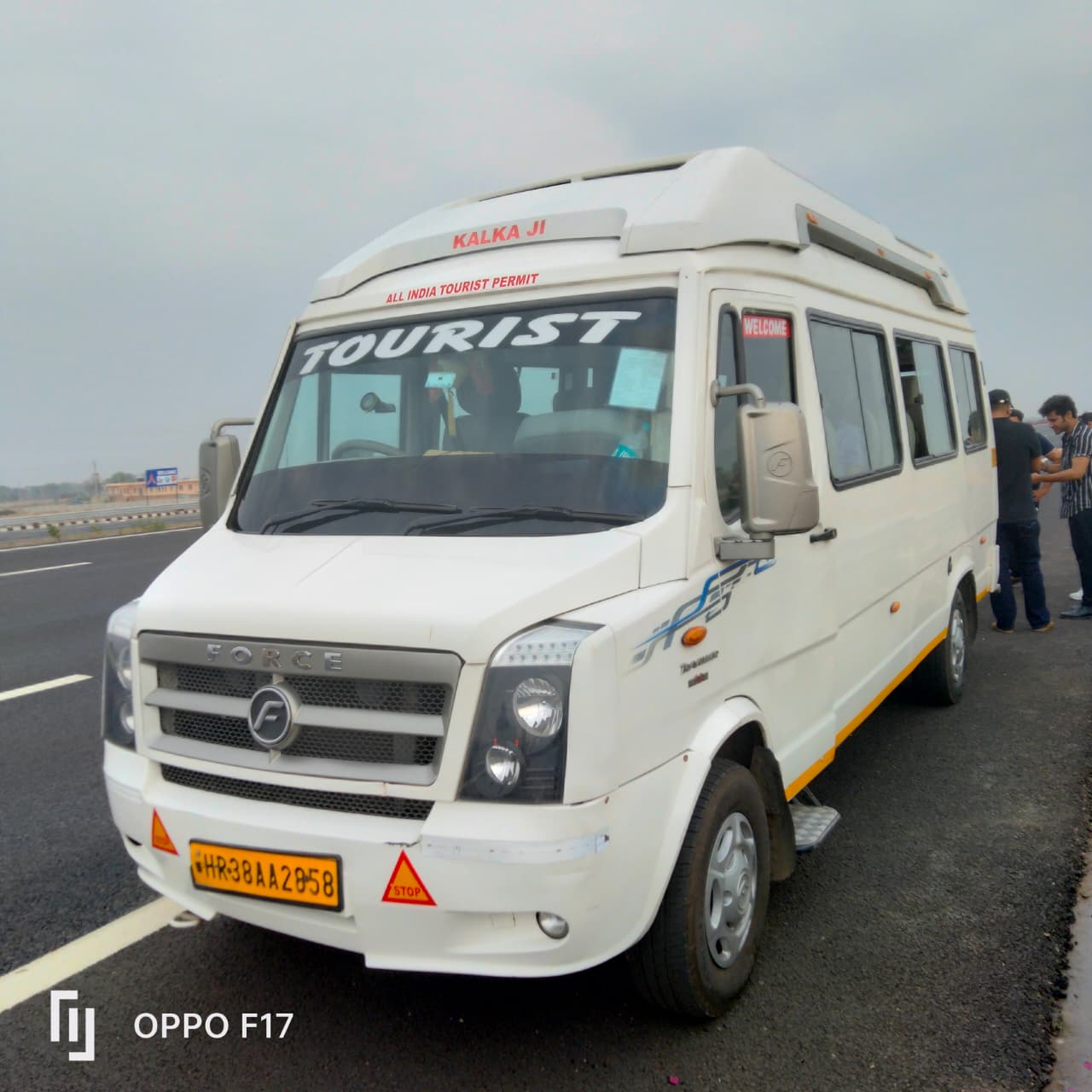 12 Seater Tempo Traveller